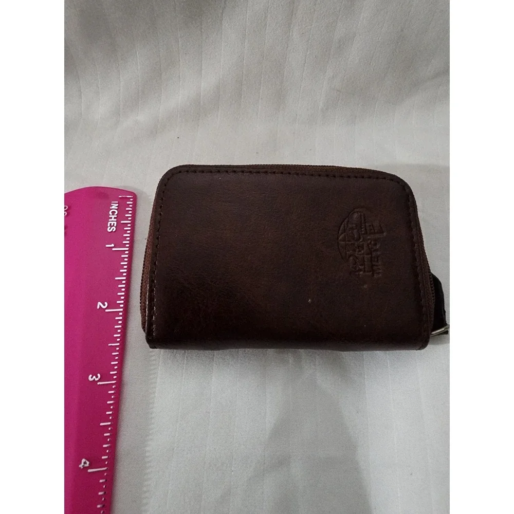 Vintage Brown Leather Zippered Key Case Holder with 6 Hooks Organizer